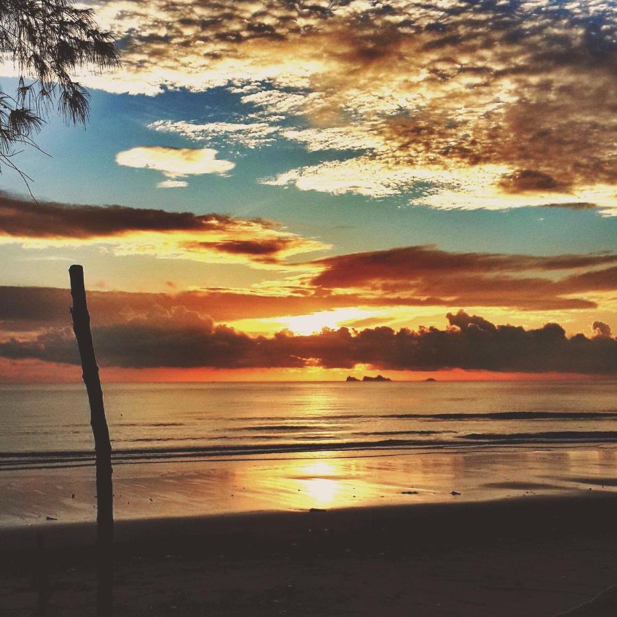 Maliblues Bed & Art Gallery Chumphon Luaran gambar